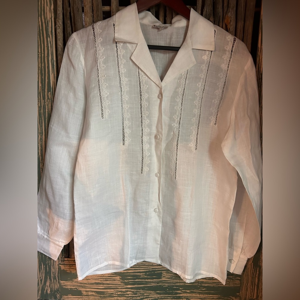 Vintage White Linen Button-Up Blouse with gorgeous Embroidered Details